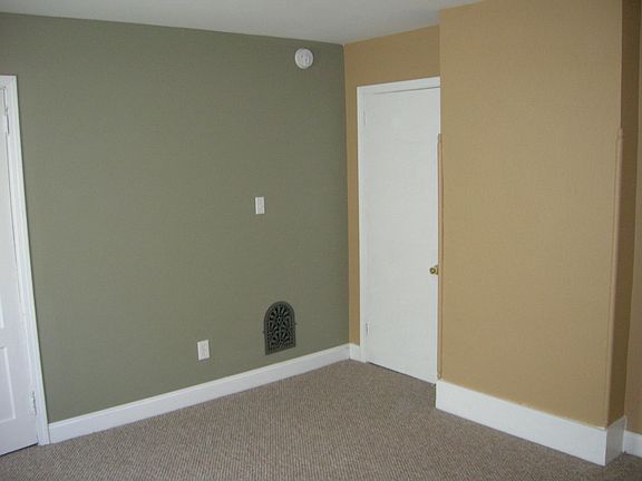 4th image of 412 Tremont St #2