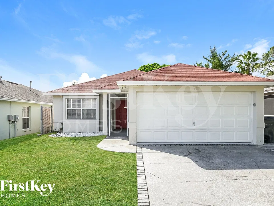 618 Crystals Blvd