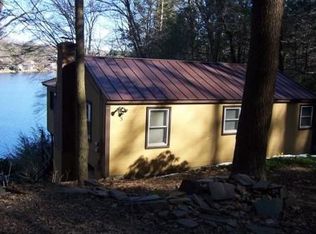 5 Leisure Ct, Holland, MA 01521