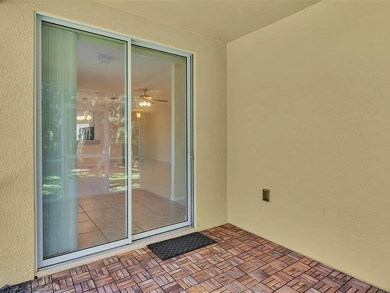 6838 Glenbrook Dr — Photo 26