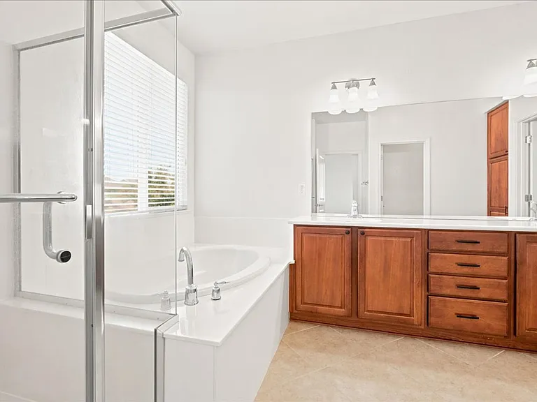 3169 Parkham Dr — Photo 22