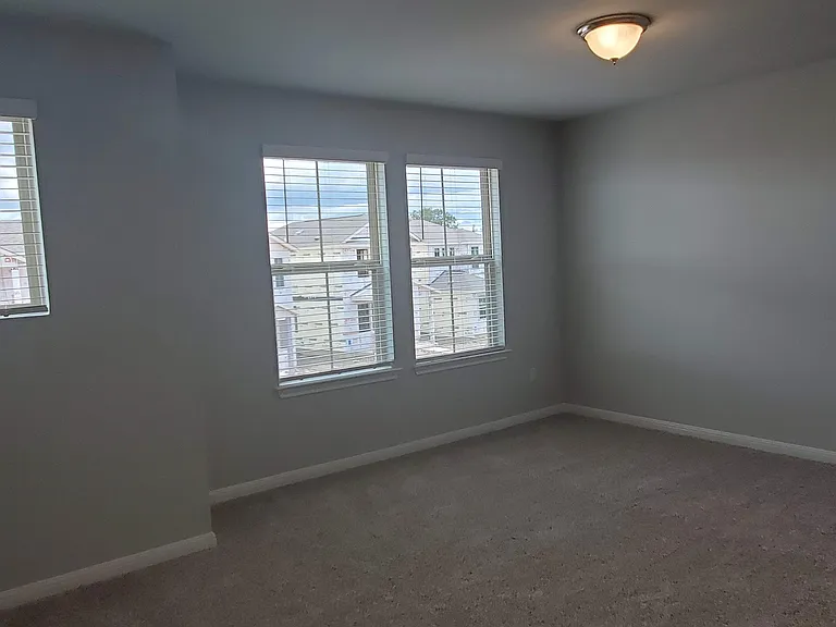 1717 Fountain Bridge Dr #1 — Photo 7
