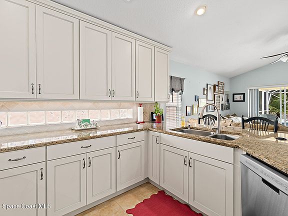 4th image of 2897 Mondavi Dr