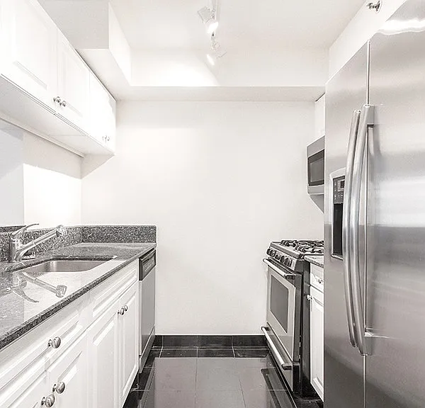 60 23rd St #448 — Photo 3