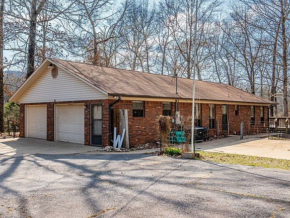 5th image of 19 Broken Rock Rd