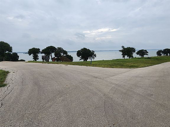 4th image of 51 Richland Park Dr