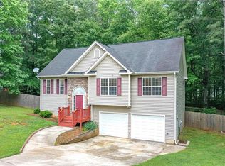 112 Cottonwood Way, Temple, GA 30179