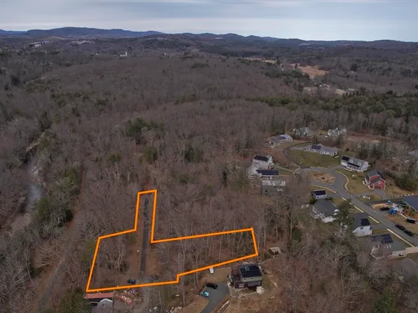 0 Grove Ave, Leeds, MA 01053