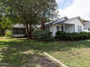 407 Raleigh Ave, Carolina Beach, NC 28428