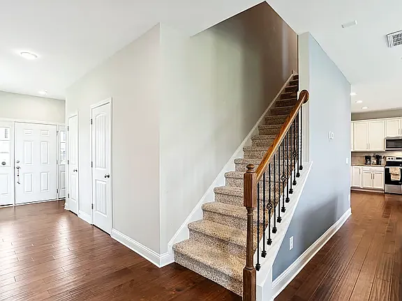 150 Oyster Landing Dr — Photo 3