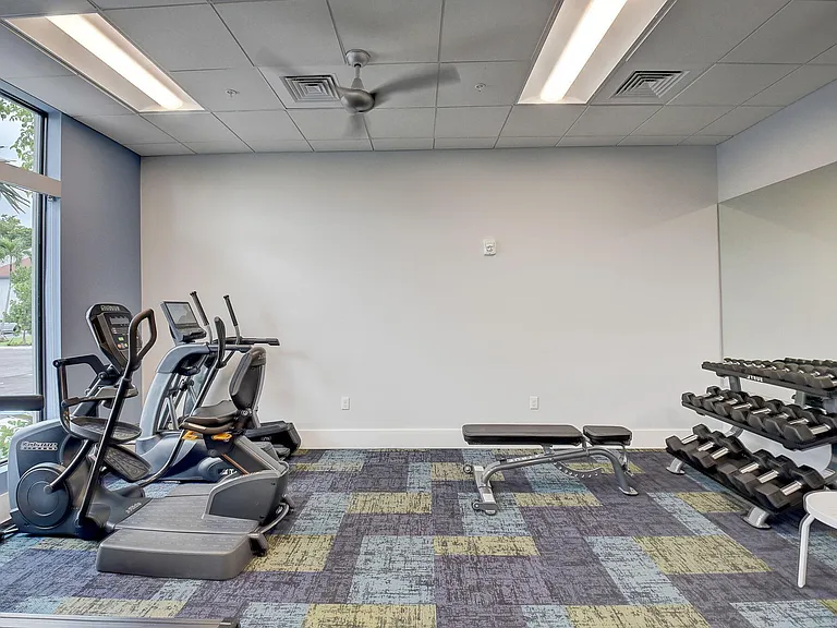 14723 Cumberland Dr #404B — Photo 39