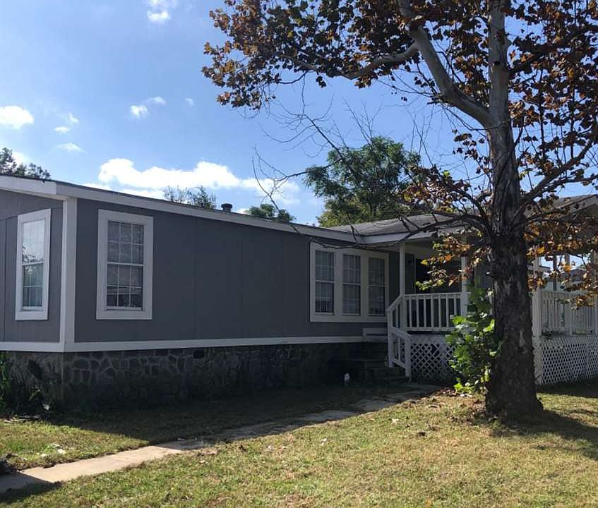 2nd image of 225 Wakefield Dr