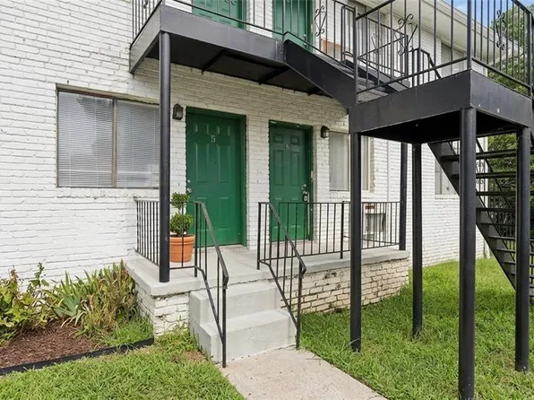 696 Hill St, Forest Park, GA