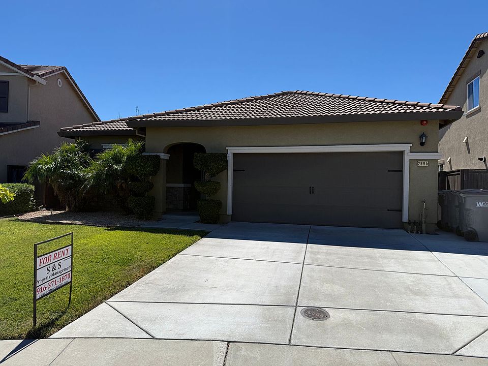 1st image of 2995 Stable Dr