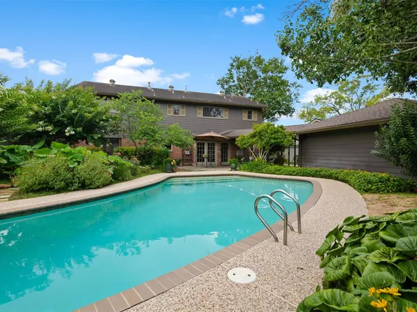 10626 Valley Forge Dr, Houston, TX 77042