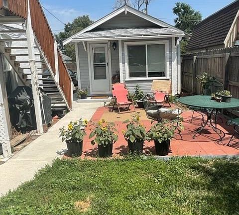 2nd image of 250 1/2 N 5th Ave