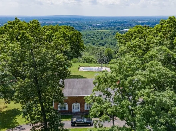 1846 Mountain Top Rd, Bridgewater Twp., NJ 08807