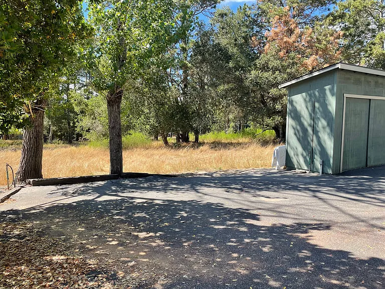 Spreading Oak Dr — Photo 9