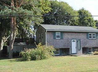 27 Breakwater Ct, Marshfield, MA 02050