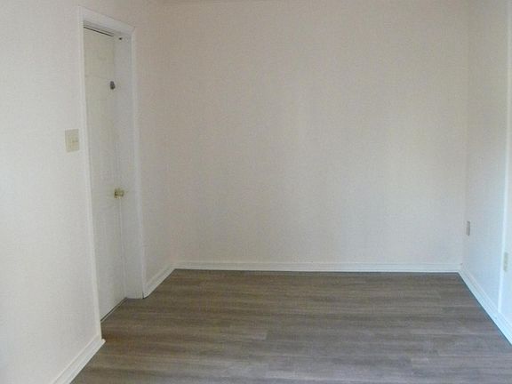 3rd image of 152 Water St