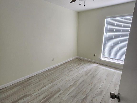 4th image of 119 Mariana Dr