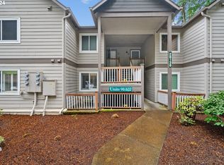 20130 Larkspur Ln APT 96, West Linn, OR 97068