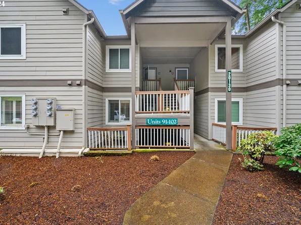 20130 Larkspur Ln APT 96, West Linn, OR 97068