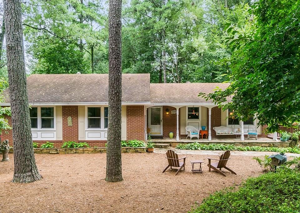 1st image of 2301 Honeysuckle Ln SE