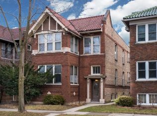 540 S Ridgeland Ave, Oak Park, IL 60304