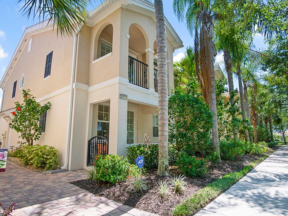 2nd image of 28213 Jeneva Way