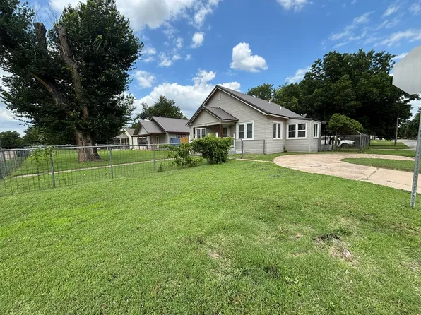 1432 E Cherokee Ave, Enid, OK 73701
