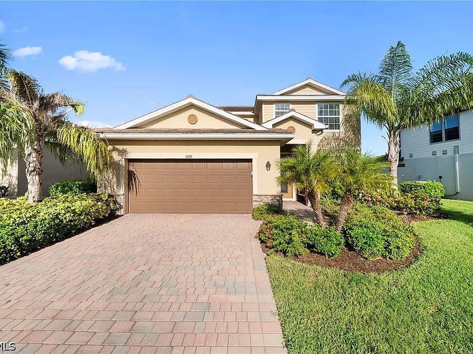 3697 E Hampton Cir
