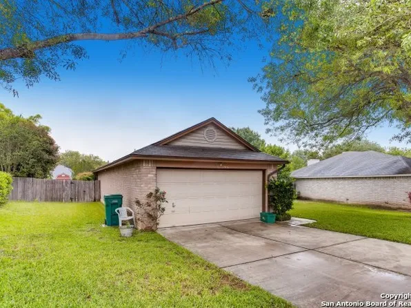 7516 Forest Edge, Live Oak, TX 78233