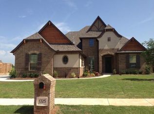 1325 Brayhill Rd, Edmond, OK 73003