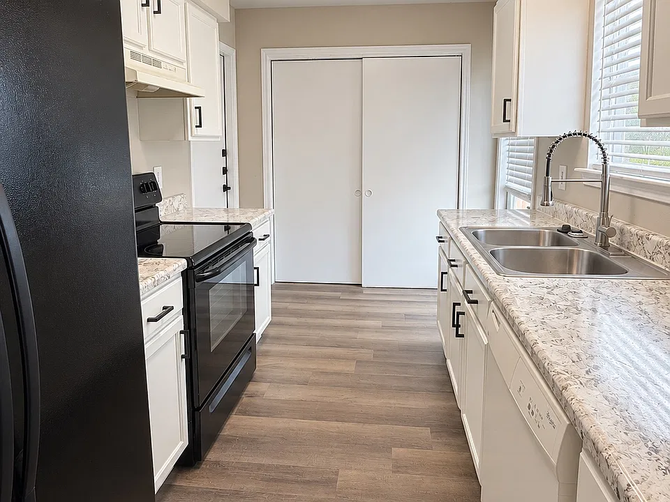 152 Whisper Way #152
