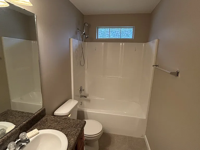 141 Barnes Ct — Photo 11