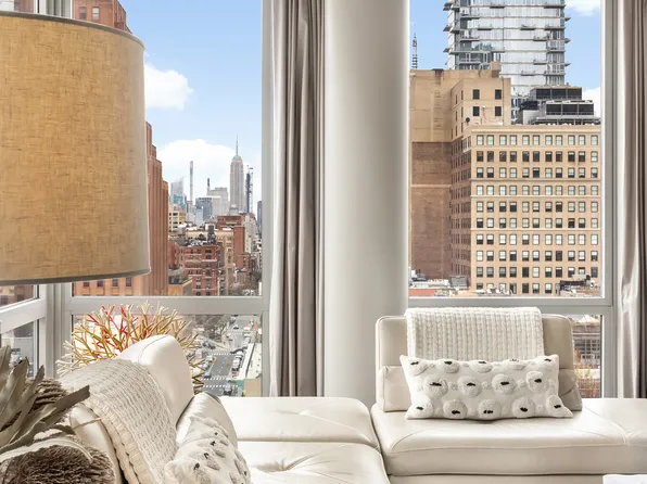 85 West Broadway PH image 3 of 12