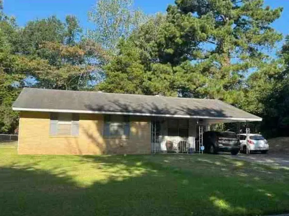 310 Enchanted Dr, Vicksburg, MS 39180