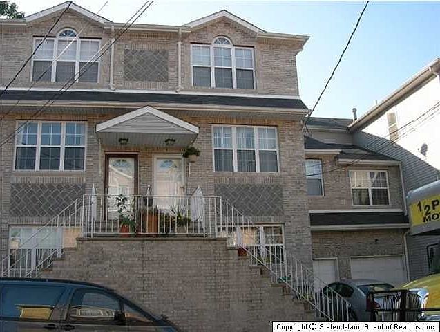 1st image of 27 Marisa Ct