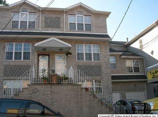 27 Marisa Ct, Staten Island, NY 10314