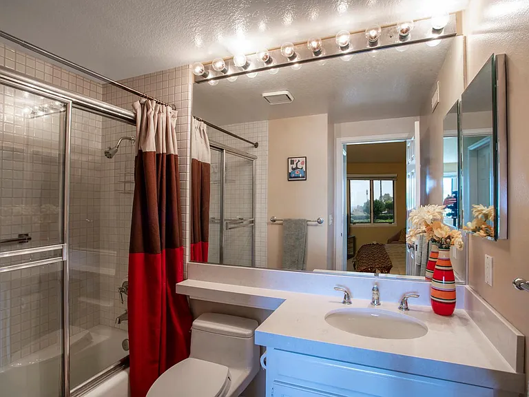 34300 Lantern Bay Dr #16 — Photo 24