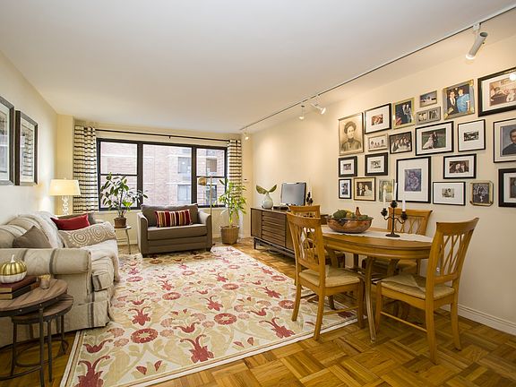2nd image of 505 E 79th St APT 10D