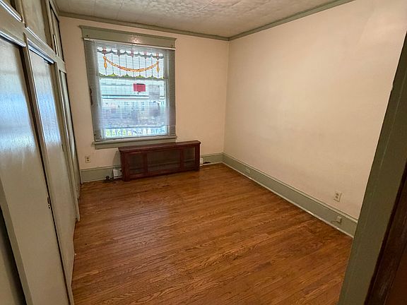 5th image of 177 Dana St Unit 1