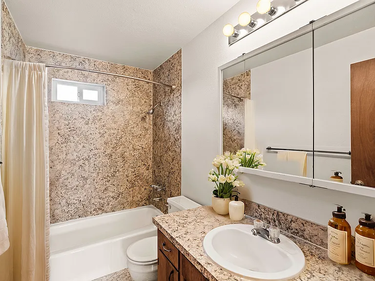 Experience luxury in this elegantly designed bathroom, perfect for relaxation.