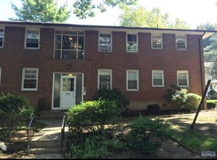 26-08 High St APT B, Fair Lawn, NJ 07410