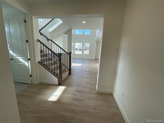 5th image of 14607 Eudora St