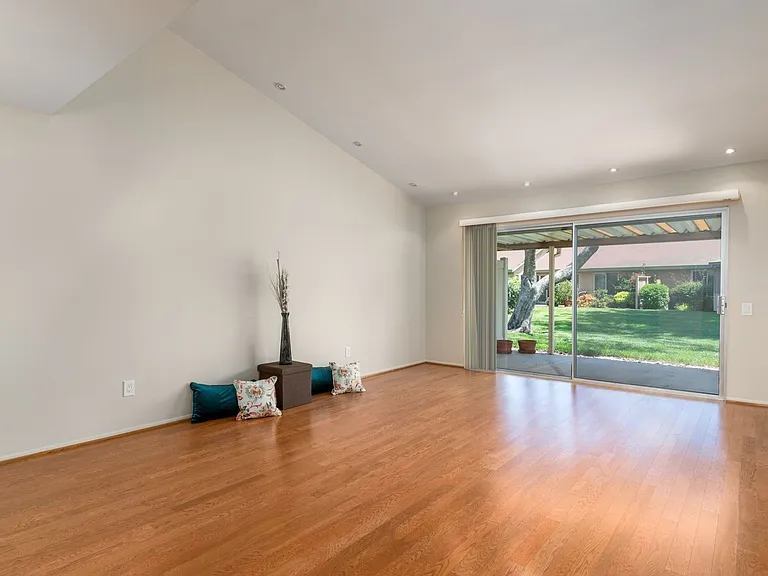 28146 Village 28 — Photo 2