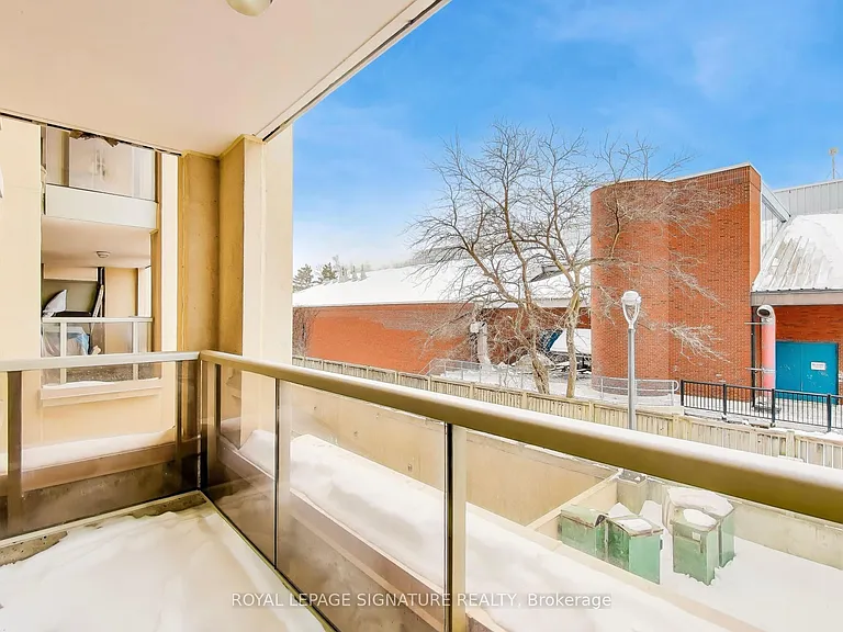 18 Kenaston Gdns #203 — Photo 21