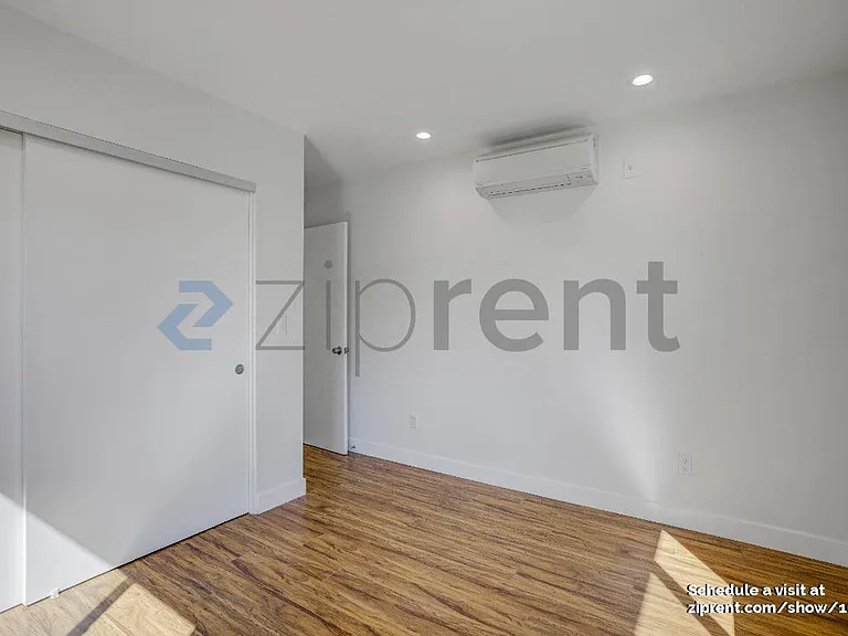 1917 Hyperion Ave — Photo 11