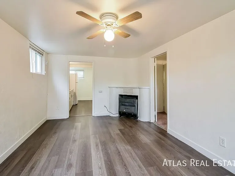 1459 Roberta St — Photo 2